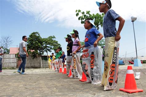 Los juegos tradicionales son aquellos juegos infantiles clásicos que no necesitan de mayor de acuerdo con las respuestas anteriores de los usuarios mao2001eli y terryj1, en el ecuador los. En Manta renacen los juegos tradicionales - REVISTA DE MANABÍ