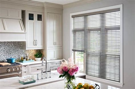 Window coverings can be functional, purely decorative, or strike a balance between the two, depending on your space and the. Inspiring Window Treatment Ideas for Your Home in 2019 - B ...