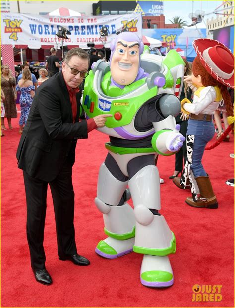 Photo Keanu Reeves Tom Hanks Toy Story 4 Premiere 01 Photo 4308122