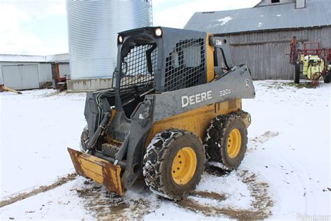 JD 320E Skid Steer for Sale | Farms.com