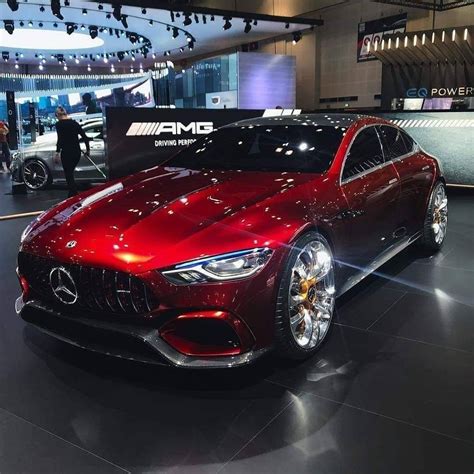 Buying a luxury car can mean spending tens of thousands of dollars extra over buying a standard vehicle option, but there are a lot of benefits to paying the price. best selling luxury suv top 5 luxury suv 2018 best entry ...