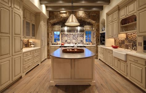 15 Stunning Gourmet Kitchens Homes Of The Rich