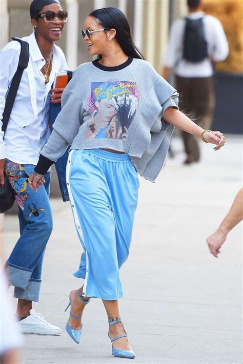 Rihanna Street Style Pantacourt Pointed Heels Pastel Colors