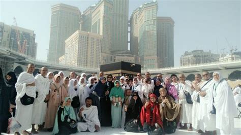 Kunjungan ahy ke ntt ini melanjutkan safari ramadan yang dia lakukan beberapa hari terakhir. Umrah dan Liburan ke Timur Tengah di MAW Travel Fair 2018 ...