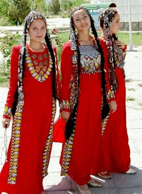 Turkmen Girls Traditional Dresses Costumes Around The World