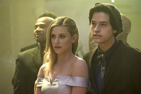 Lili Reinhart Says Filming Kissing Scenes With Cole Sprouse Is Comfortable Glamour