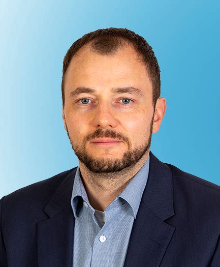 Wir freuen uns über ihre nachricht. Digitale Kompetenzen stärken - Profil Magazin
