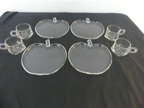 Lot 211 Hazel Atlas Set Of 4 Orchard Clear Luncheon Plates And Boopie