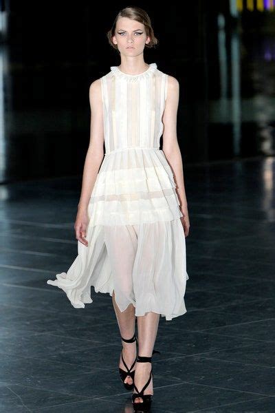 Jonathan Saunders Spring 2012 Ready To Wear Fashion Show In 2021