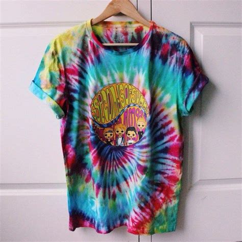 Guide In Taking The Tie Dye Shirt To The Next Level In 2020 Tie Dye