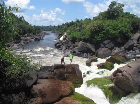 Wonotobo Suriname Holidays Meerdaagse Expeditie