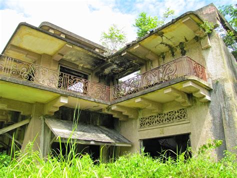 Indeed, the company has 2,000 acres of land in danga bay and 1,938 acres in tebrau bay to add to its iskandar waterfront projects, among others. A Malaysian royalty owns the real 'Crazy Rich Asian ...