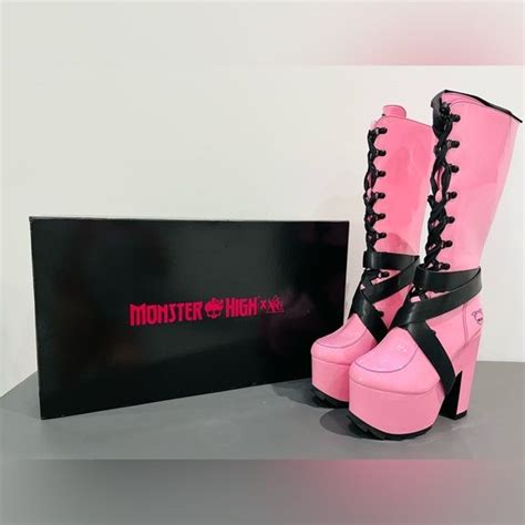 Monster High X Yru Draculaura Boots Size 9 In Hand Idol Shoes Pink