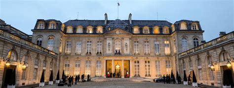 Le Palais De Lelysée à Paris Le 20 Novembre 2017 Ludovic LÉlisée