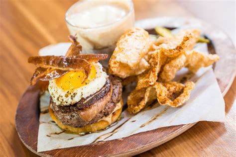 These types of restaurants try to create a stylish atmosphere that speaks of elegance, exclusivity, and class. New Orleans 10 Best Fine Dining Burgers - Eater New Orleans
