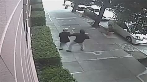 Raw Video Brutal Attack In San Francisco Caught On Camera Abc7 San