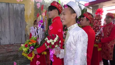 Toàn đội ngồi trên chiếc máy bay của nga, khi gần đến khu vực tphcm, chúng. hon le hai + thuy - YouTube