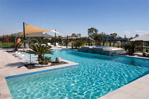 Penrith resort style pool - Crystal Pools