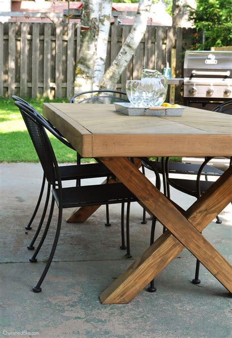 13 Durable Diy Outdoor Dining Tables Shelterness