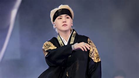 Bts Suga To Serve His Military Duty As A Public Service Worker