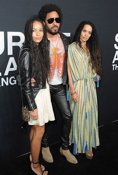 Zoe kravitz and her mother lisa bonet hit the vanity fair oscar party. Lisa Bonet and her daughter Zoe Kravitz could pass as ...