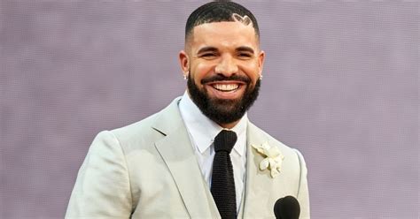 Here Is Why People Are Talking About Drake And His Leaked Nudes