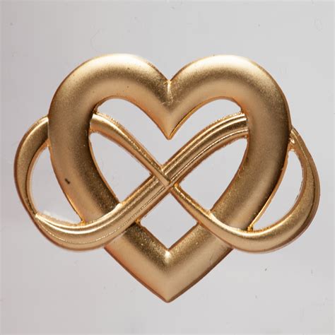 Polyamory is the practice of, or desire for, intimate relationships with more than one partner, with the informed consent of all partners involved. Polyamorie Hanger - Kleur: goud - Pluk de Liefde