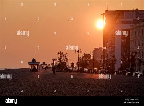 Worthing Town Seafront Hi Res Stock Photography And Images Alamy