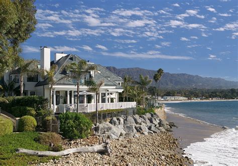 Pin by Mindy McKenzie on Dream Home | Dream beach houses, Ocean front