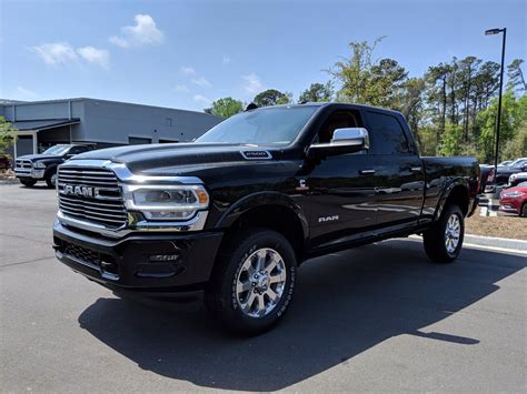 Las imágenes marcadas con este símbolo representan una ventaja de. New 2020 Ram 2500 Laramie 4D Crew Cab in Beaufort #R143438 ...