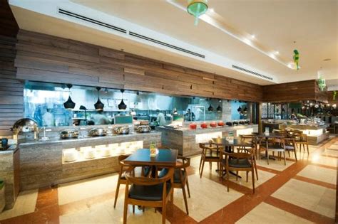 In addition, crystal crown hotel offers a pool and breakfast, which will help make your johor bahru trip additionally gratifying. Crystal Crown Hotel Petaling Jaya (R̶M̶ ̶2̶4̶0̶) RM 188 ...
