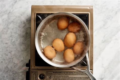 The Best Hard Boiled Egg Method Cubby