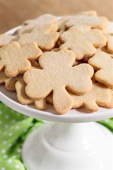 Irish christmas christmas sweets christmas cooking xmas christmas ideas christmas 2017 holiday ideas irish cookies cookie recipes. Irish Christmas Cookies / Easy Lace Cookies Sally S Baking ...
