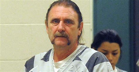 man accused of 1989 murder wants case dismissed