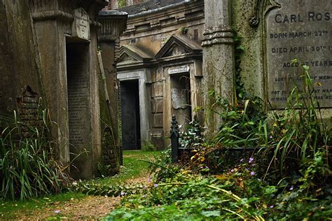 5 Memorable Graveyards In Literature Off The Shelf