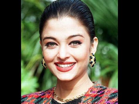Get other latest updates via a notification on our mobile. Rare | Unseen | Old | Pictures | Aishwarya Rai Bachchan ...
