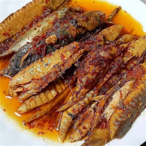 Resep Ikan Tongkol Enak Instagram Masakanmamaku Id Hobikumemasak Cuisine Recipes Stew Recipes