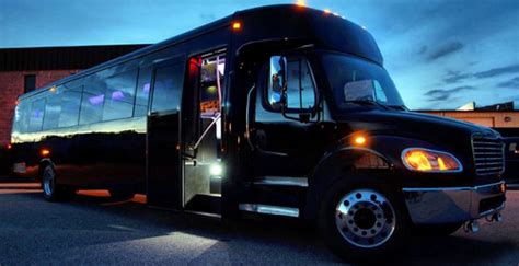 Party Bus Rental With Bandw Limo The Best In Los Angeles Los Angeles
