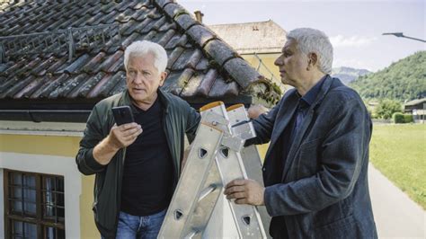 Erstellen sie eine benachrichtigung und teilen sie. Tatort München: Dreh in Oberaudorf- Die Kommissare gehen ...