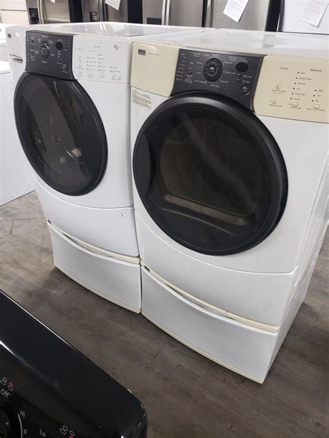 Pre Owned Kenmore Elite He4 Frontload Washerdryer Set With Pedestals