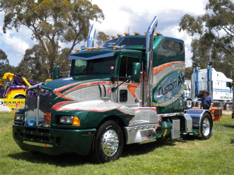 Custom Air Kenworth T600 A Very Unique And Highly Customis Flickr