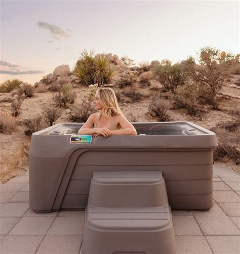 Reap The Benefits Of Contrast Bath Therapy A Guide Fantasy Spas