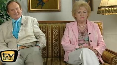 Nun ist ingrid am frühen dienstagmorgen gestorben. Ingrid und Klaus Kalinowski privat: Von "TV Total" zum ...