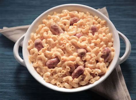 A hotdog recipe with chunks of high melt cheddar cheese. Mac & Cheese with Lit'l Smokies® Smoked Sausage | Hillshire Farm® Brand in 2020 | Smoked sausage ...