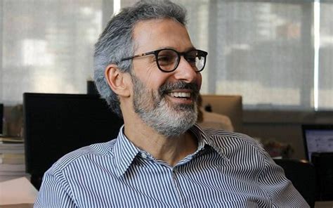 Os artistas não têm direito ao mínimo. Romeu Zema, do Novo, é eleito governador de Minas Gerais ...
