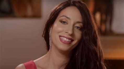 90 Day Fiance How Amira Really Feels About Andrew Storming Off The Tell All Set