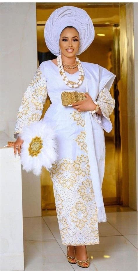 Complete Brides Aso Attire Nigeria Traditional Wedding Etsy Traditional Wedding Attire