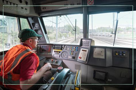 How much do train drivers earn? | GoodtoKnow