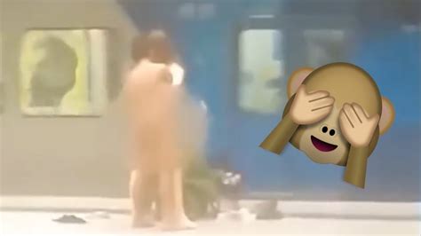 WTF Two Naked Men CAUGHT ON CAMERA On Platform In Melbourne Australia