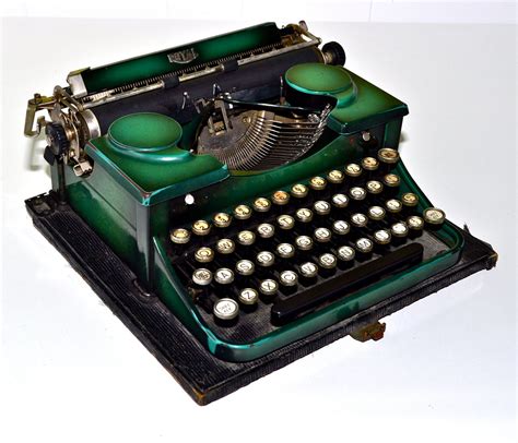 Royal Portable Early 1930s Antique Typewriter Emerald Green